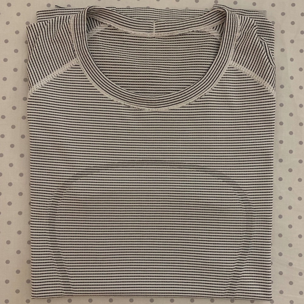 LULULEMON SWIFTLY TECH - SHORT SLEEVE